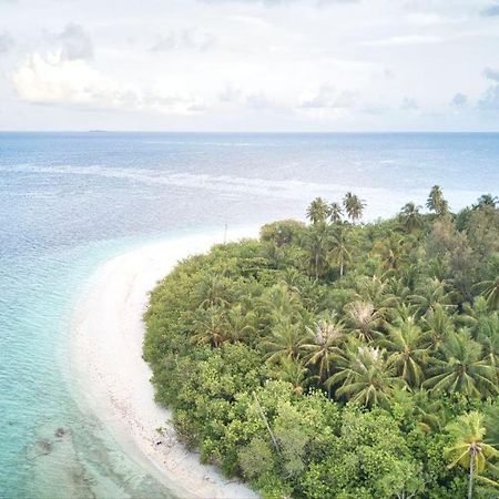 Ayira Maldives Hotel Feridhoo Bagian luar foto